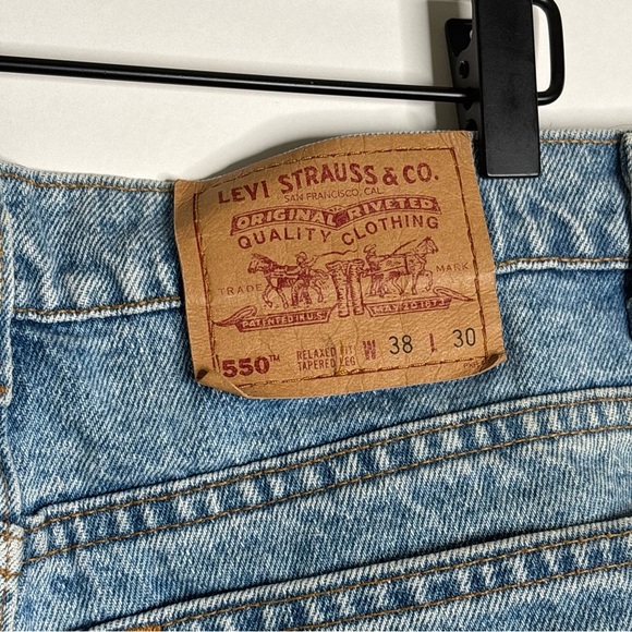 Levi’s 90’s Vintage Men’s 550 Relaxed Fit Tapered Leg size 38 - Picture 8 of 12